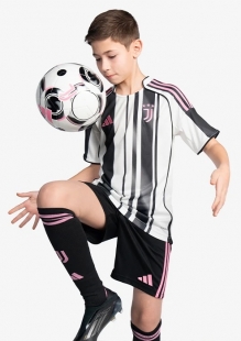 Ювентус форма детская аутентичная сезон 2025/26 домашняя (майка+шорты)