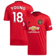 Манчестер Юнайтед футболка игровая 2019/20 с нанесением игрока YOUNG 18 домашняя Манчестер Юнайтед футболка игровая 2019/20 с нанесением игрока YOUNG 18 домашняя