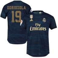 Реал Мадрид футболка игровая 2019/20 с нанесением игрока ODRIOZOLA 19 гостевая Реал Мадрид футболка игровая 2019/20 с нанесением игрока ODRIOZOLA 19 гостевая
