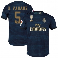 Реал Мадрид футболка игровая 2019/20 с нанесением игрока R. VARANE 5 гостевая Реал Мадрид футболка игровая 2019/20 с нанесением игрока R. VARANE 5 гостевая